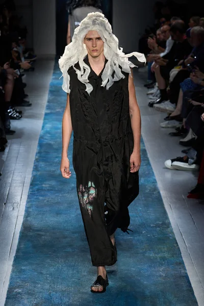 Look 42